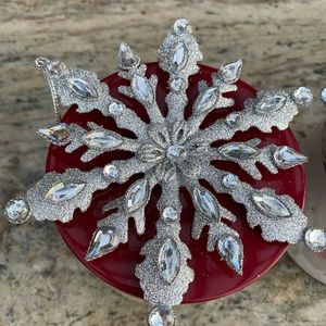 1 Snowflake Candle Magnet Top